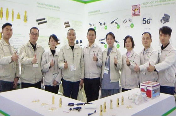 優(yōu)勢四：專業(yè)的服務(wù)團(tuán)隊(duì)